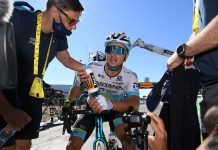 From water bottle to functional bar: summer strategies in the saddle