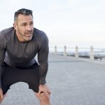 L’ATTIVITÀ FISICA NEGLI OVER 40: COME OTTIMIZZARLA Allenamento over 40