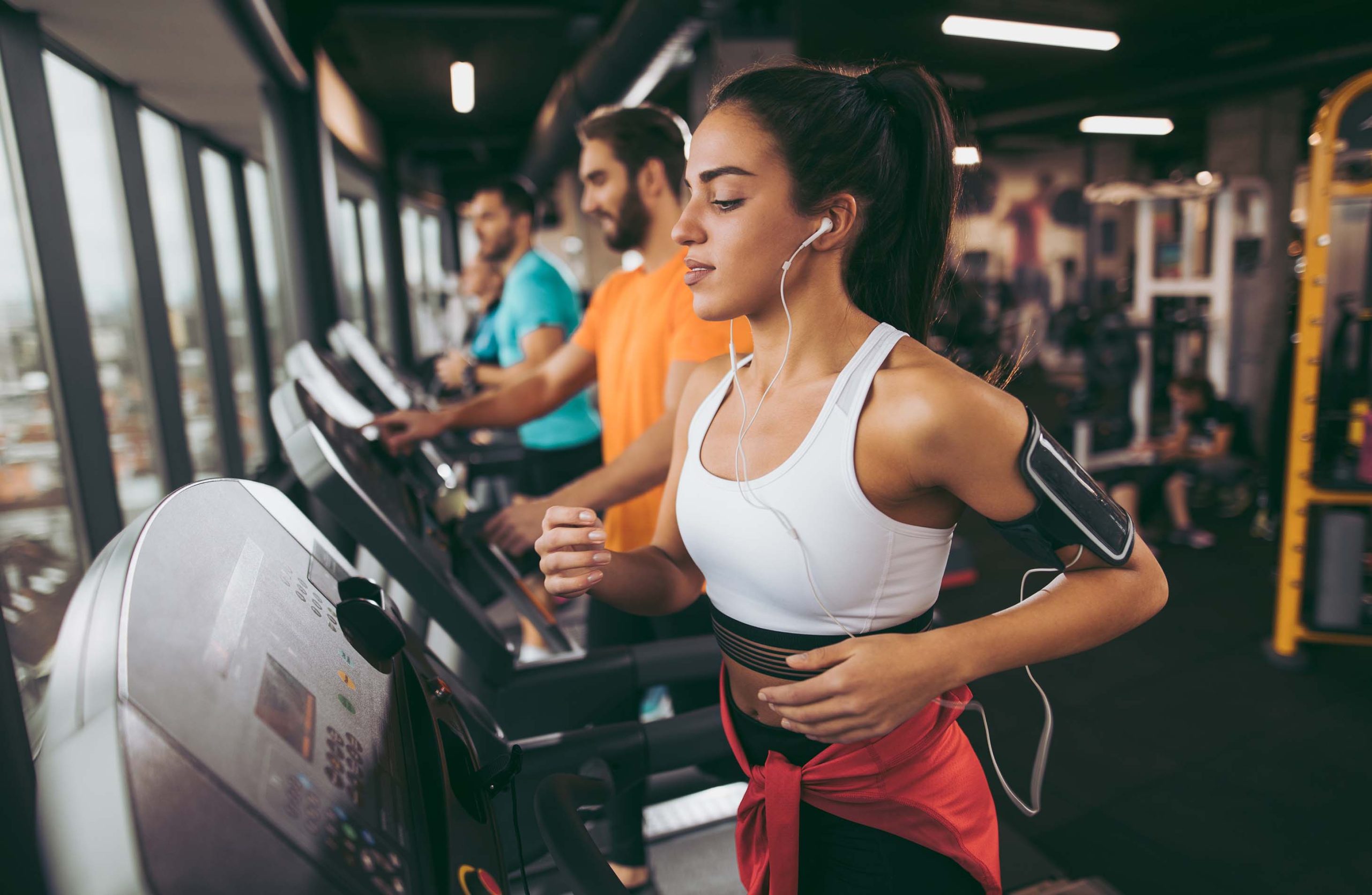 Ragazza in palestra